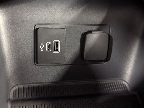 New 2026 Ford Explorer Active w/ Active Comfort Package image 25