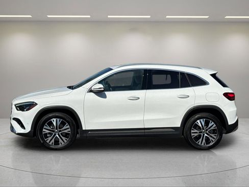 Certified 2025 Mercedes-Benz GLA 250 image 8