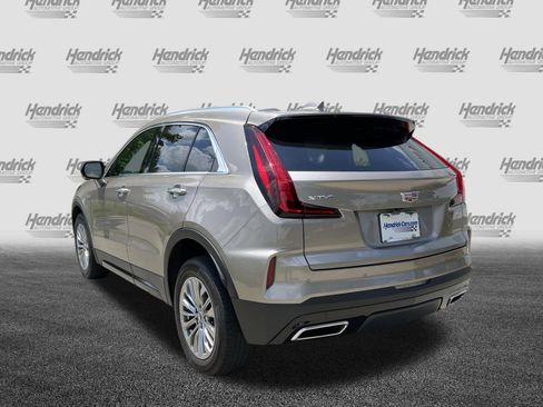 Used 2025 Cadillac XT4 Premium Luxury FWD image 7