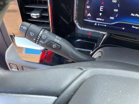 Used 2024 Chevrolet Silverado 1500 LT image 15