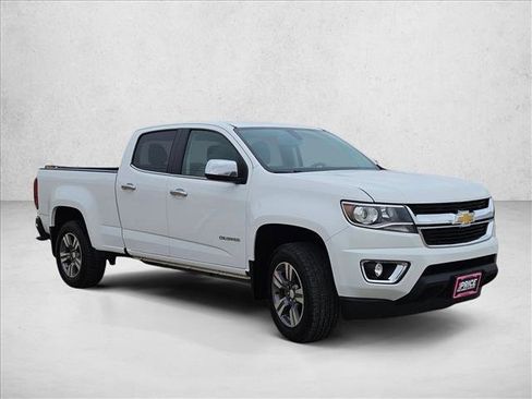Used 2015 Chevrolet Colorado LT w/ Luxury Package image 3