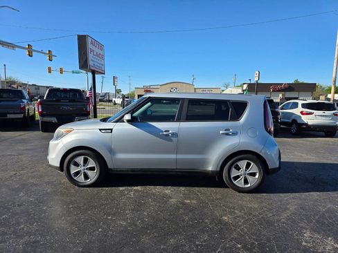 Used 2016 Kia Soul FWD image 17