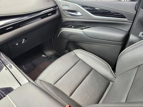 Used 2022 Cadillac Escalade Sport w/ Touring Package AWD/4WD image 13