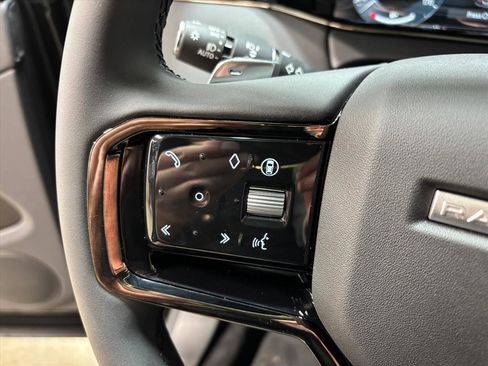 New 2026 Land Rover Range Rover Evoque Dynamic SE image 19