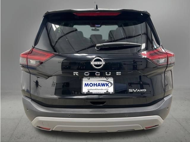 Used 2023 Nissan Rogue SV AWD/4WD image 4