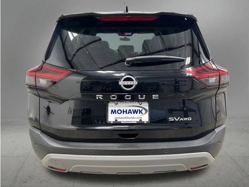 Used 2023 Nissan Rogue SV AWD/4WD image 4