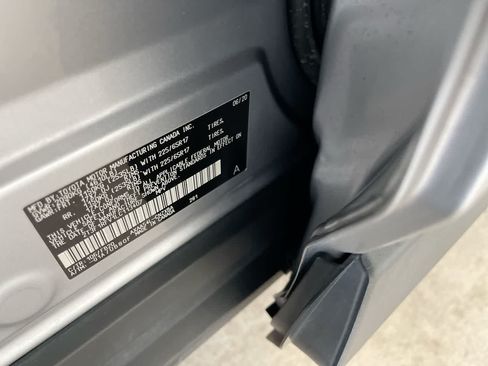 Used 2020 Toyota RAV4 LE w/ All Weather Liner Package AWD/4WD image 27