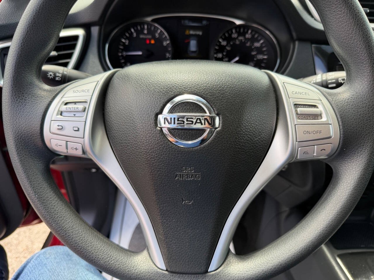 Used 2016 Nissan Rogue S w/ Appearance Package FWD image 13