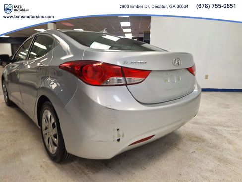 Used 2013 Hyundai Elantra GLS image 4