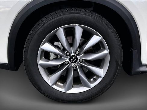 Used 2021 INFINITI QX50 Luxe w/ Cargo Package image 32