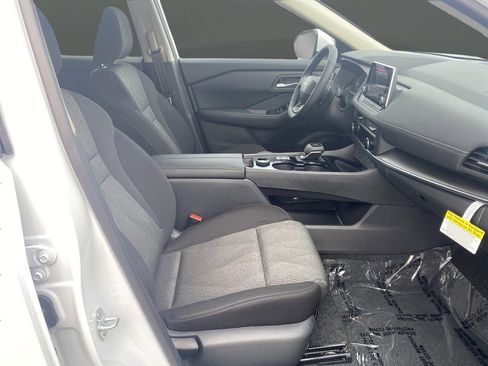 New 2026 Nissan Rogue SV image 31