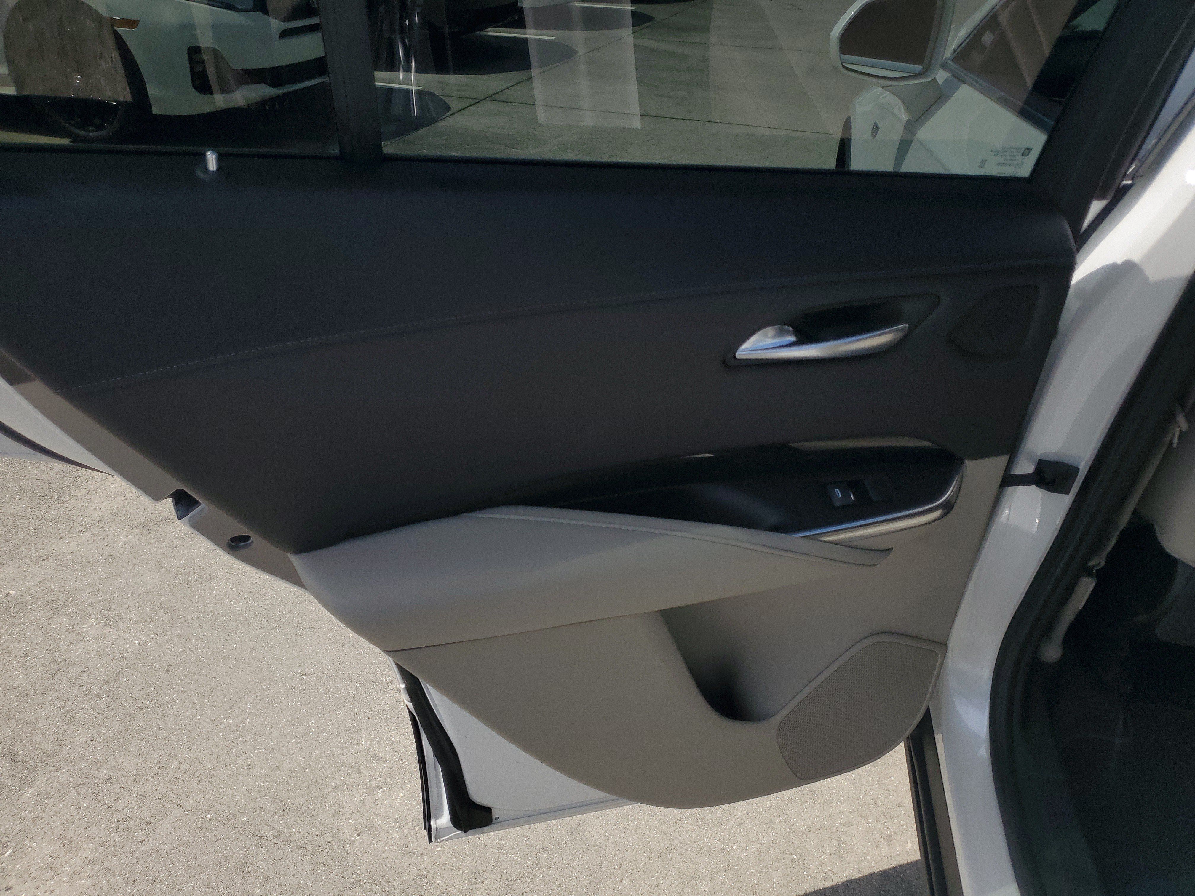 Used 2019 Cadillac XT4 Premium Luxury w/ Driver Awareness Package FWD image 15