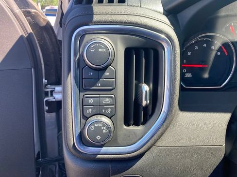 Used 2023 Chevrolet Silverado 2500 LT w/ Convenience Package AWD/4WD image 17