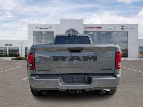 New 2026 RAM 3500 Big Horn AWD/4WD image 4
