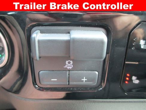 Used 2025 Chevrolet Silverado 1500 LT image 18