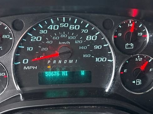 Certified 2019 Chevrolet Express 2500 w/ Driver Convenience Package RWD image 18