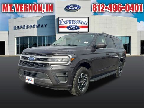 Used 2024 Ford Expedition Max XLT AWD/4WD image 3
