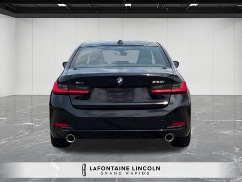 Used 2025 BMW 330i xDrive Sedan AWD/4WD image 4