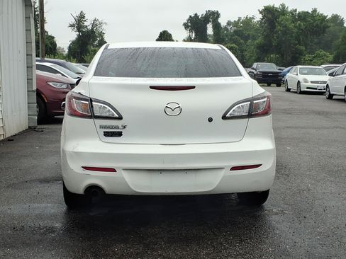 Used 2013 MAZDA MAZDA3 i SV FWD image 4