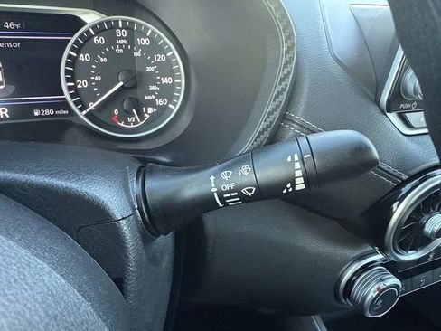 Used 2023 Nissan Sentra SV image 34