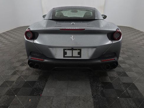 Used 2019 Ferrari Portofino image 6