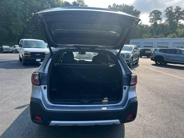 Used 2024 Subaru Outback Touring AWD/4WD image 36