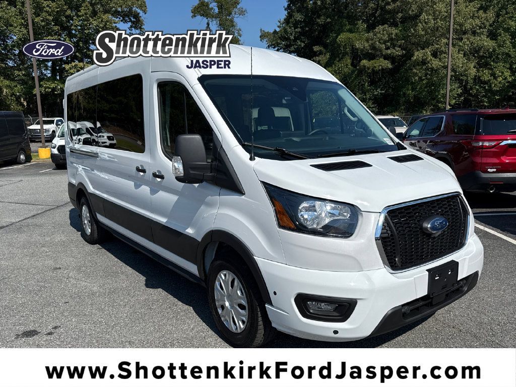 Used 2025 Ford Transit 350 XLT RWD image 1