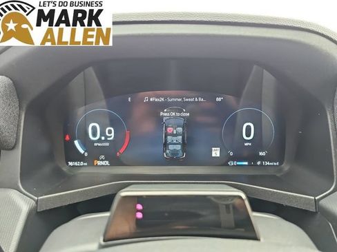 Used 2025 Ford Explorer ST-Line w/ ST-Line Street Pack AWD/4WD image 11
