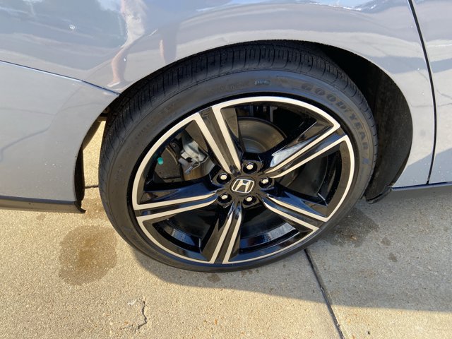 Used 2023 Honda Accord Sport image 31