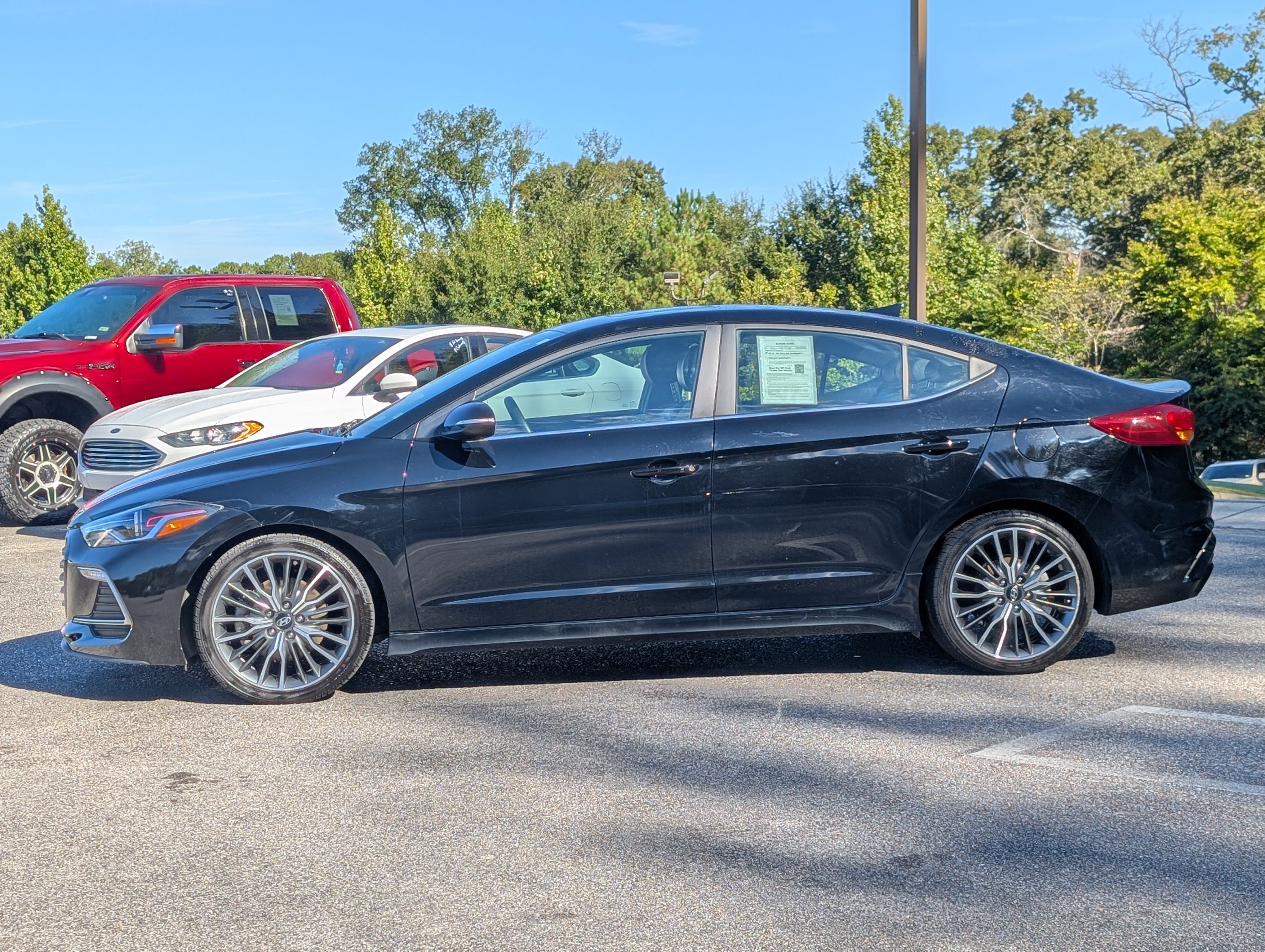 Used 2018 Hyundai Elantra Sport w/ Sport Premium Package 03 FWD image 6