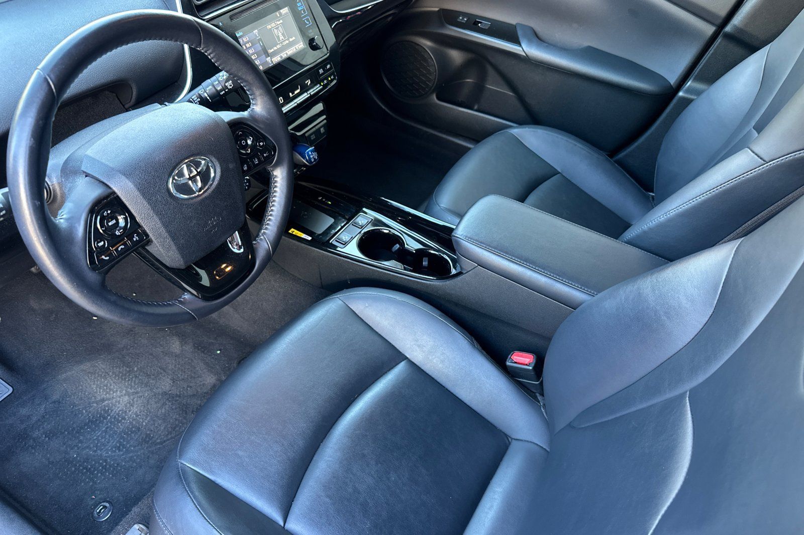 Used 2019 Toyota Prius XLE FWD image 10