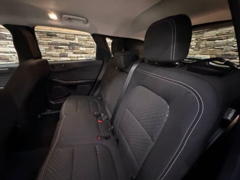 Used 2023 Ford Escape Active AWD/4WD image 29