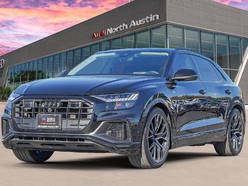 Used 2023 Audi Q8 Prestige w/ Prestige Package image 6