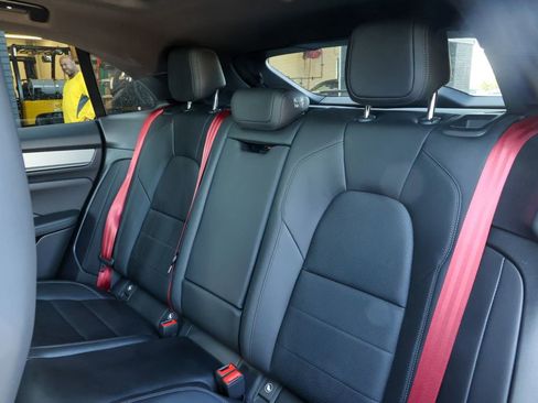 Certified 2025 Porsche Macan 4 Electric image 30