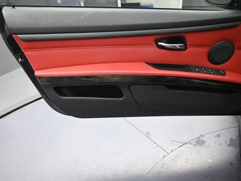 Used 2009 BMW 335i Convertible RWD image 16