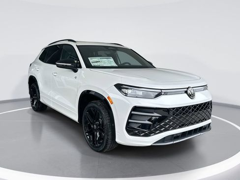 New 2026 Volkswagen Tiguan SE R-Line AWD/4WD image 54