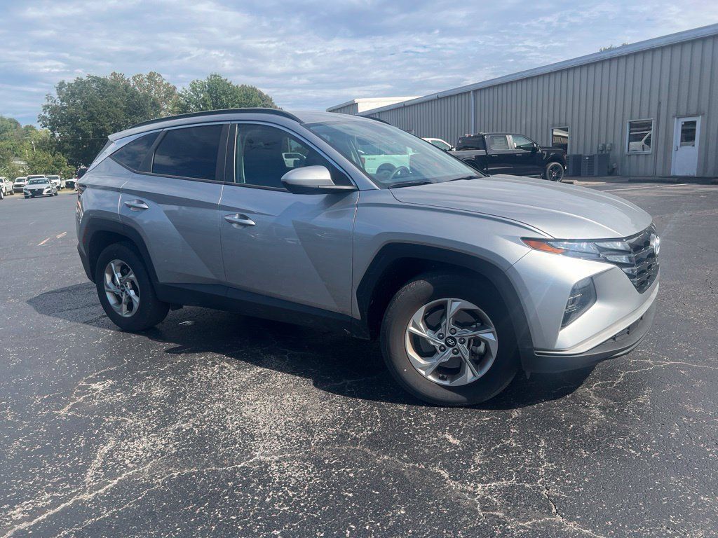 Used 2024 Hyundai Tucson SEL AWD/4WD image 2