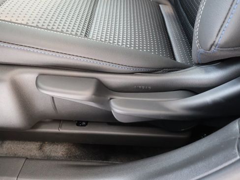 New 2026 Chevrolet Trax LT w/ LT Convenience Package image 13