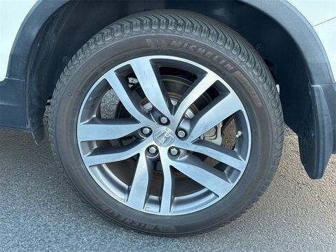 Used 2018 Honda Pilot Elite image 9