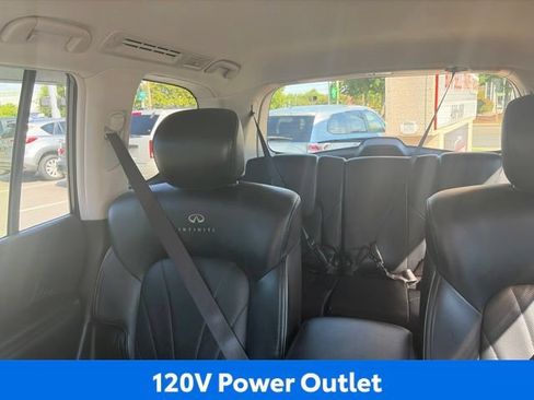 Used 2011 INFINITI QX56 4WD w/ Deluxe Touring Pkg image 28