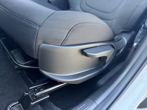 New 2026 Hyundai Tucson SE image 24