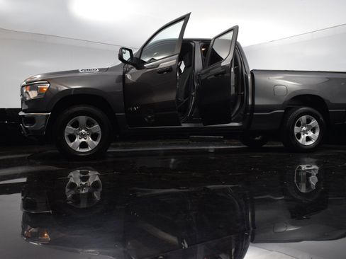 Used 2024 RAM 1500 Big Horn image 34