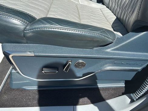 Used 2021 Ford F150 Limited image 12