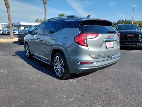 Used 2023 GMC Terrain Denali AWD/4WD image 7