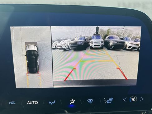 Used 2024 Chevrolet Blazer EV LT image 20