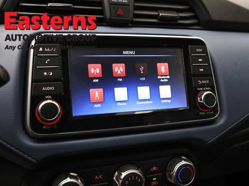 Used 2023 Nissan Versa SV FWD image 19