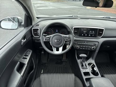 Used 2021 Kia Sportage LX image 14