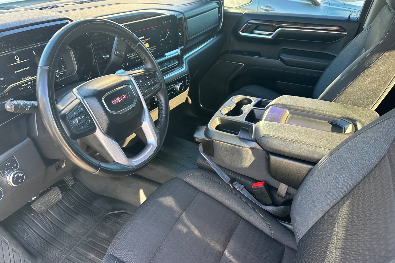 Used 2023 GMC Sierra 1500 SLE AWD/4WD image 10