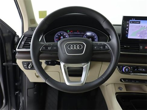 Certified 2025 Audi Q5 2.0T Premium Plus w/ Premium Plus Package image 22