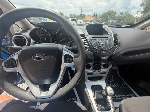Used 2019 Ford Fiesta SE FWD image 18